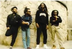 fyeaholdschoolhardcore:  Bad Brains 