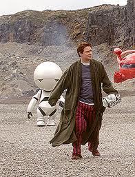 buenas-tardis-mishamigos:See this man? This is Arthur Dent. He’s been threatened to have his house t