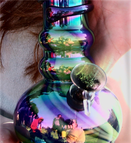 letstalkaboutweed: wish my bong was this shiny 