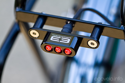 ecovelo: (via EcoVelo » Blog Archive » Supernova E3 / Shimano Alfine Dynamo Lighting System)