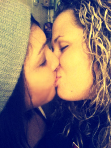 adorablelesbiancouples:  :) my baby girl.  