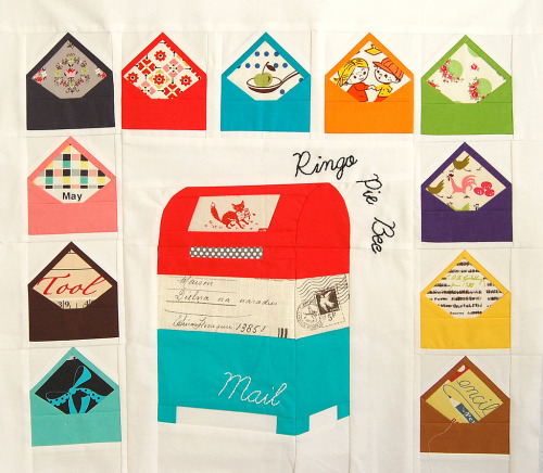 Ringo Pie Bee Block by Ayumi Mills. Love everything about this quilt. Found at True Up here.