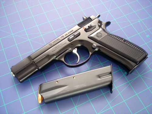 kilokilokilo: cz 75 9x19mm