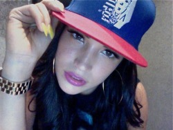 ittssergiolares:  Sooooo this Cutee Chick has the Snapback iWant (: “Last Kings” 