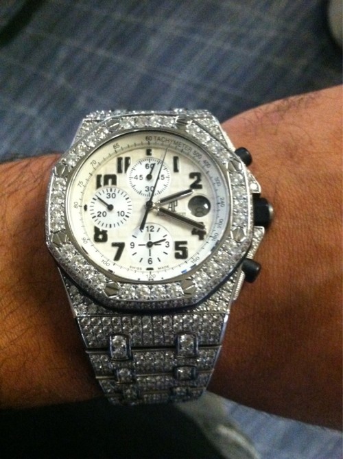 livefrombmore:  Flawless Ice  Iced out Audemars Piquet, real nice