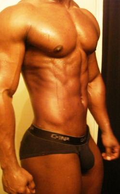 talldaddy:  www.talldaddy.tumblr.com