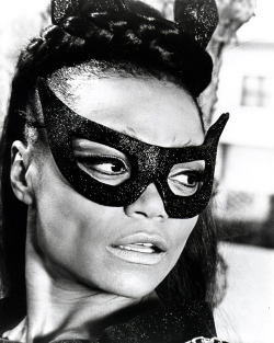  best catwoman ever (besides the one in batman