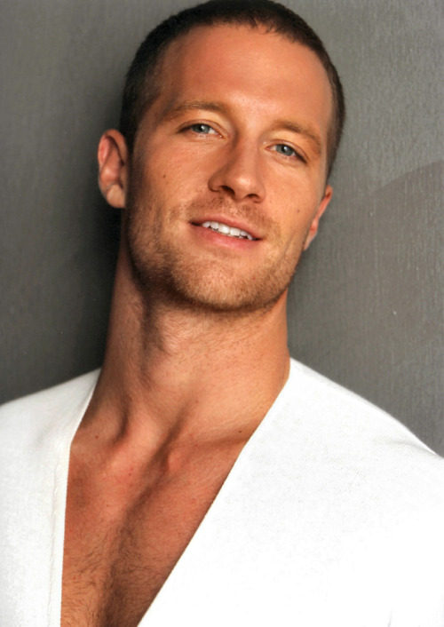 Model: Aaron Loewen