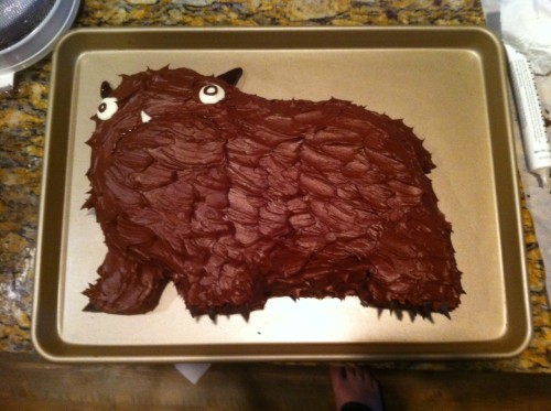 damnthatswhack:  That’s alot of cake. (Reddit) adult photos