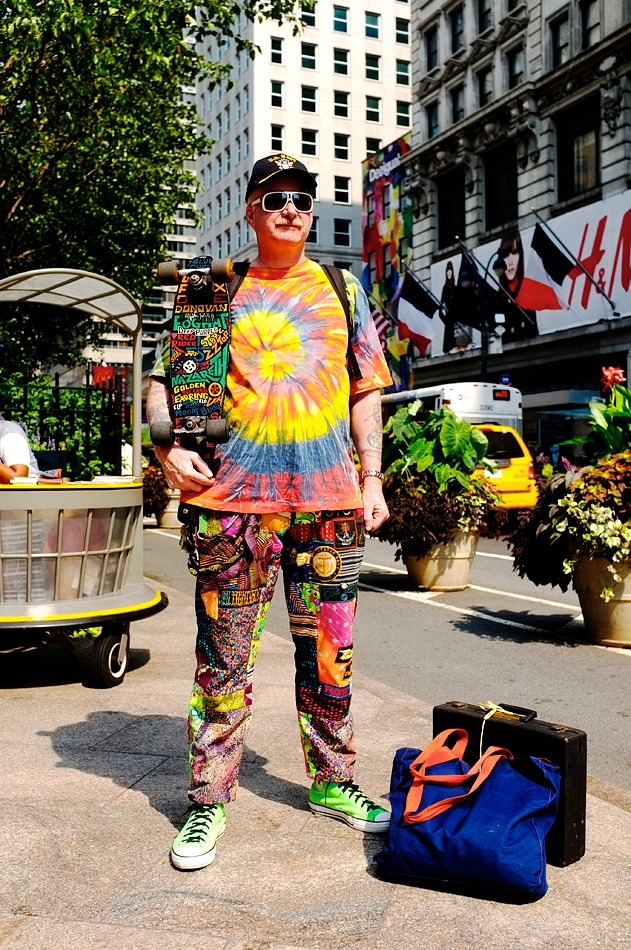 I decided to play Sartorialist today, and look who I found - classic-rock enthusiast Steve, who recommended that I listen to the band Caravan.
It’s people like this that make New York awesome.
Shot with Fuji X100, flung through Color Efex Pro.