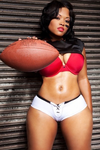badbroads:   http://badbroads.tumblr.com/ TJ’s Late Night Specials