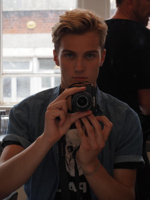 acomplexsituation:  chlomolo:  fyhilaire:  Jesse Burgess  oh jesse.  Oh fucking hell :(