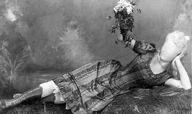 bluemistroundmysoul:  vintage mind reader: miss millie by vvitch on Flickr. 