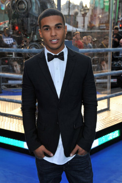 Lucien Laviscount