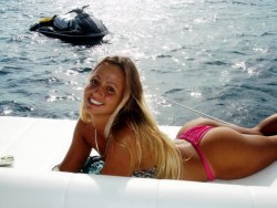 Peacepax:  Surfer Girl Renata #6 - Smiles [More Renata]