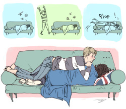 COMPLETELY HETEROSEXUAL FRIENDSHIP saticoy: You know  when Sherlock throws a little fit on the couch and then just flip over  away from John? What if John didn&rsquo;t storm outside and instead laid on  Sherlock&rsquo;s back, trying to placate him?
