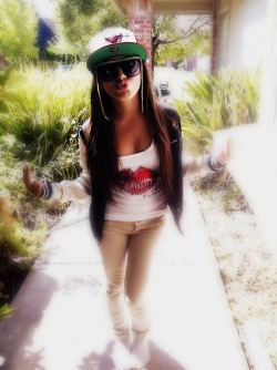 itsjasonhmm:  cali girl’s swag. <3 