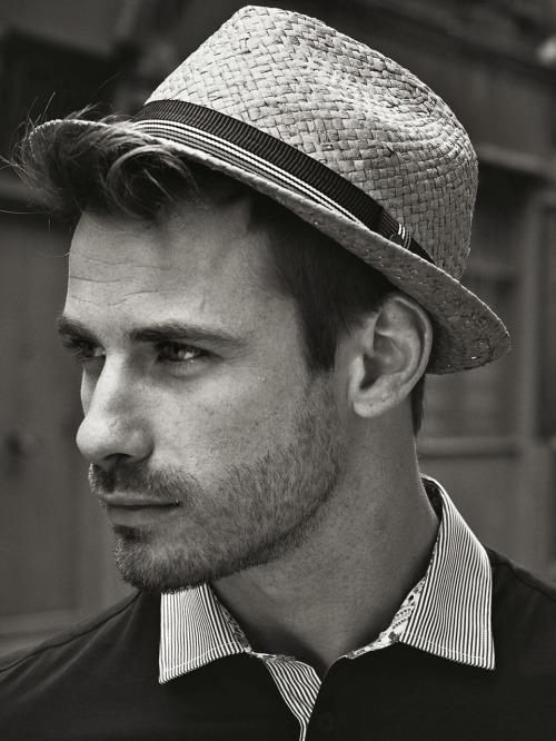 Model:Andrew Steston