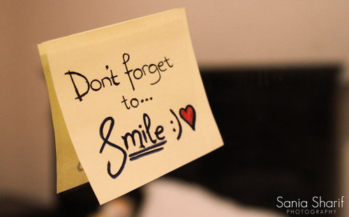 momento-de-sorrir:  As vezes, mesmo que sem motivos, temos que sorrir. O sorriso