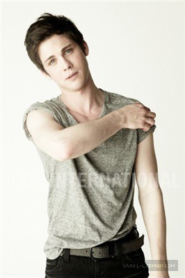 10 reasons to love Logan Lerman