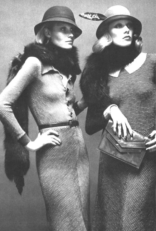 maliciousglamour: Vogue Paris, August 1973Photographer: Alex ChatelainDresses by Jacqueline Jacobson