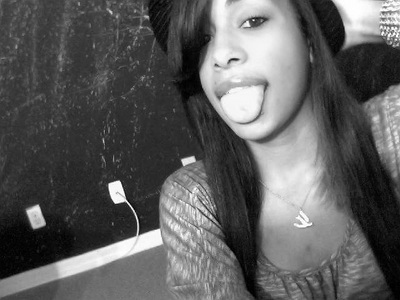 she so | beautiful