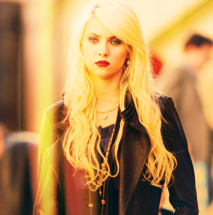 Taylor Momsen daily