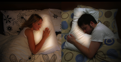 chicken-pig-whatsthedifference:  Pillow Talk is a project aiming to connect long