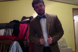 yesmisterpresident:  I’m going out. How do I look? And I finally mastered the bow tie. Success?