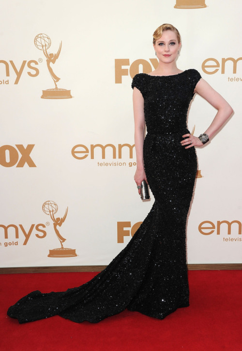 suicideblonde:  Evan Rachel Wood at the Emmys tonight Yes, I like this a lot.  Her hair looks beautiful, all sleek and styled like this, and this dress is gorgeous on her.  