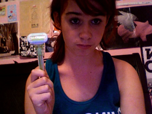 disneykat:  un-gendered:  thewayigroove:  bigfatfeminist:  inevertravelwithoutmydiary:  khaleesi:  jewbilant:  you see this? it’s called a razor if you’re a girl, USE IT your hairy legs and armpits aren’t cute okay you’re not helping out for woman’s