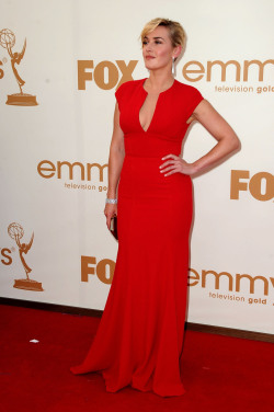 Suicideblonde:  Kate Winslet At The Emmys Tonight I Know, I Know, I Just… I Can’t