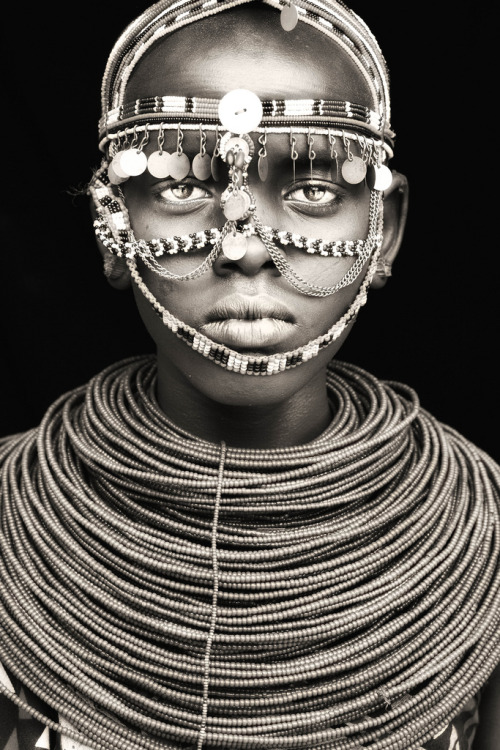 vandenio:  African Portraits by Mario Gerth. 