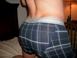 gayteenagr:  Hot gay butts posted every day!