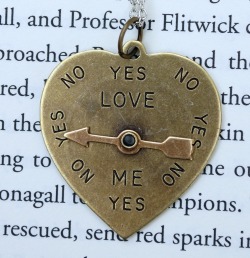 wickedclothes:  The Love Me? necklaces are