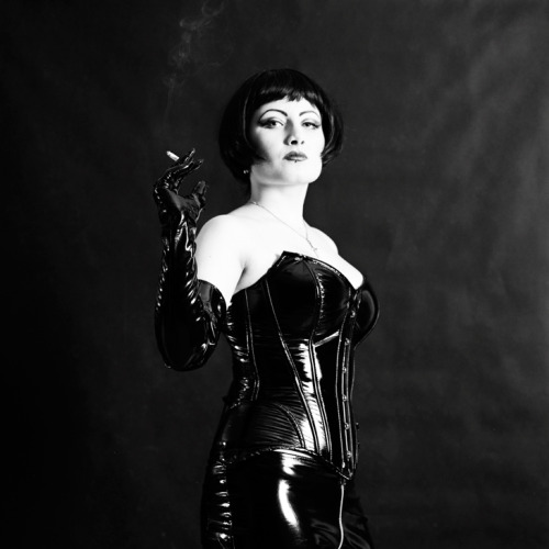 smoking domme