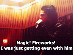 fukken-great:  toxicmotorbaby:  frANK’S FACE IN THE SECOND ONE  dskjfhk HIS FACE