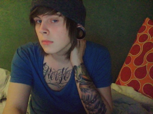 fuckyeahstretchedears:  46mm http://johames.tumblr.com/