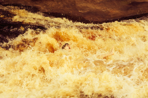 glassdelusion:  ryan mcginley.