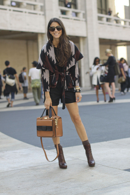webelonginwonderland:  Aztec is making a come back yo 