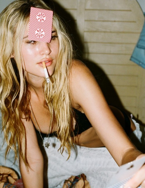 poisoned-desires:  t-wistedlogic:  ./  follow for more 