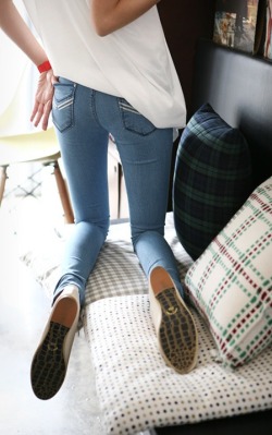 zacarla:  Love the jeans 