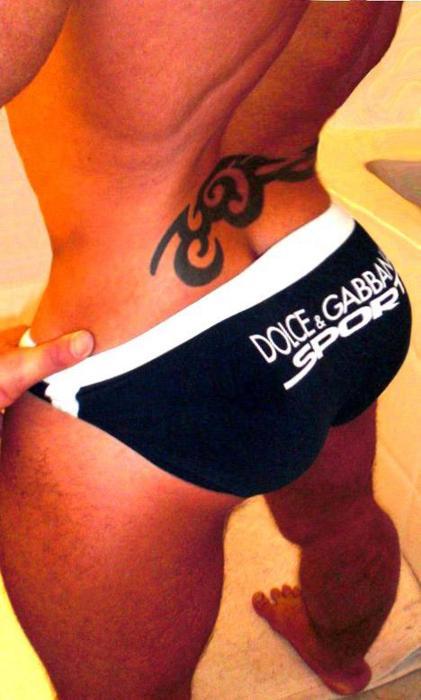 lifestyl3:  A nice phatty in some D&amp;G 