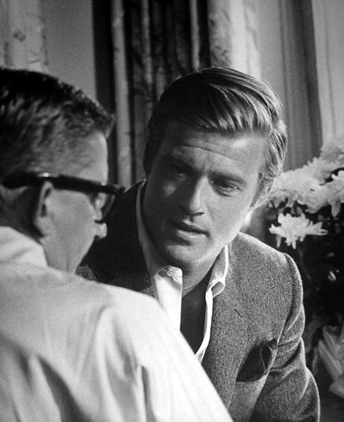 fuckyeahnewmanandredford:Robert Redford in the 1960s.