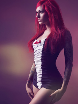 Ameleighslifeinpixels:  Cervena Fox Is So Damn Beautiful! I So Wish I Could Shoot