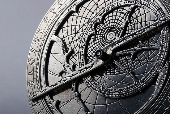 staceythinx:  Astrolabes are used to calculate how the sky will look at a specific