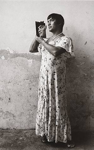 nuestrahermana:  Nuestra Hermana WOC Photography Series :  Gracelia Iturbide  Graciela