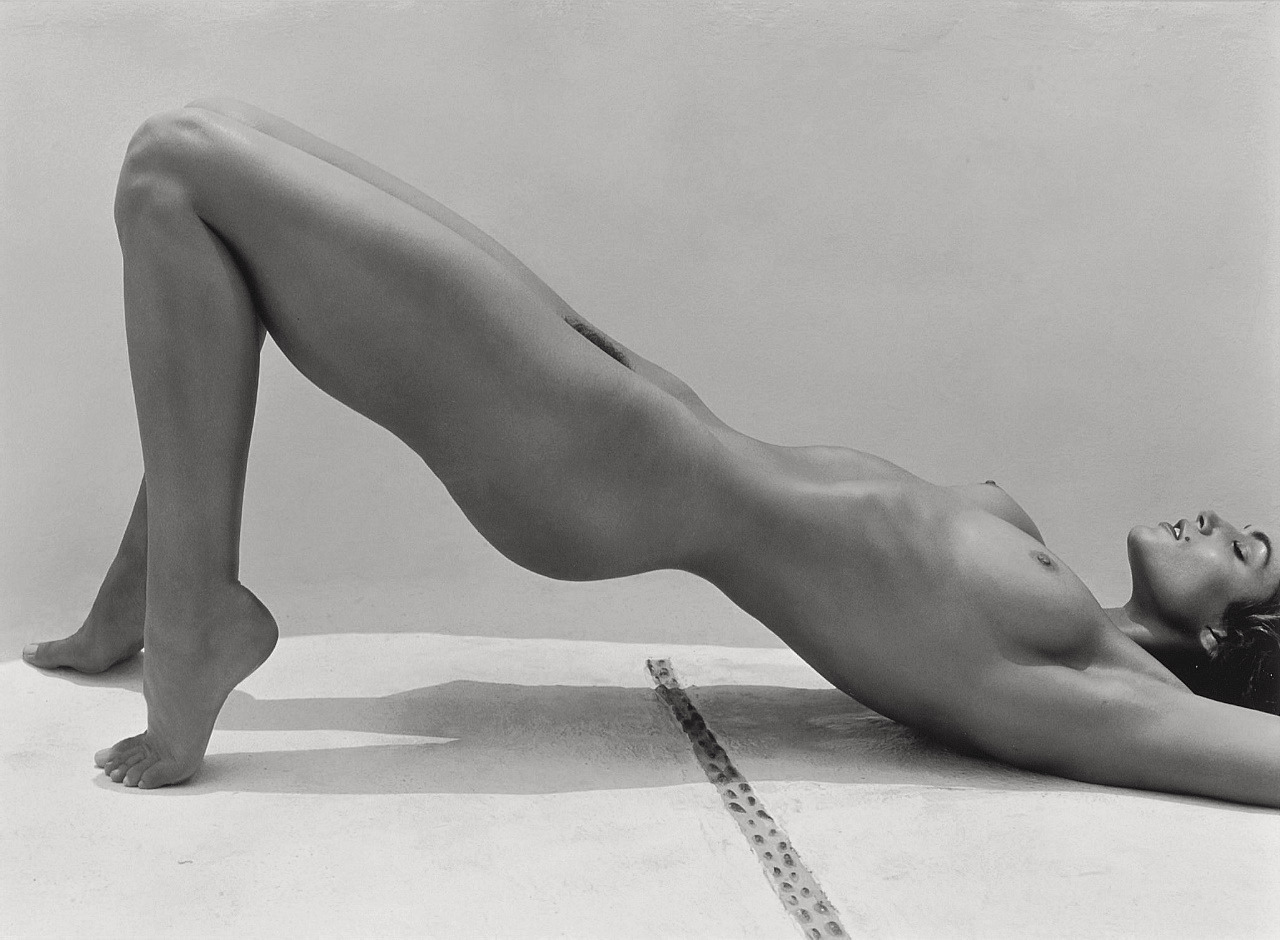 sexintelligent:  Cindy Crawford Photography by Herb Ritts Costa Careyes, Mexico,