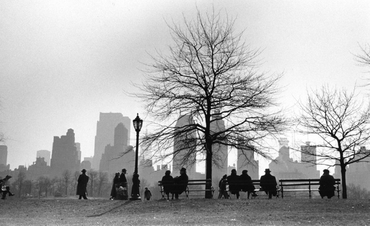 Ruth Orkin Central Park South silhouette, NYC, 1956 Thanks to m3zzaluna and firsttimeuser