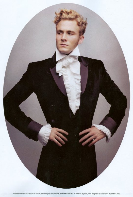 napalmarts:  whileothersreap:  calantheandthenightingale:  sinistersartorialist: